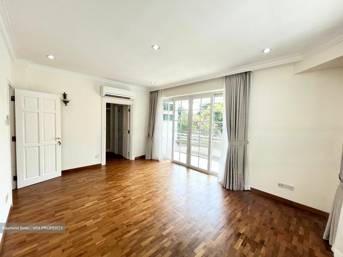 Swiss Club Road (D11), Detached #474788831